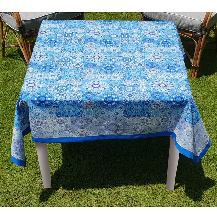 Blue floral Table cloth 150 x 150 cm